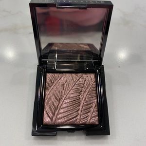 Chantecaille Dusty Lilac Eyeshadow